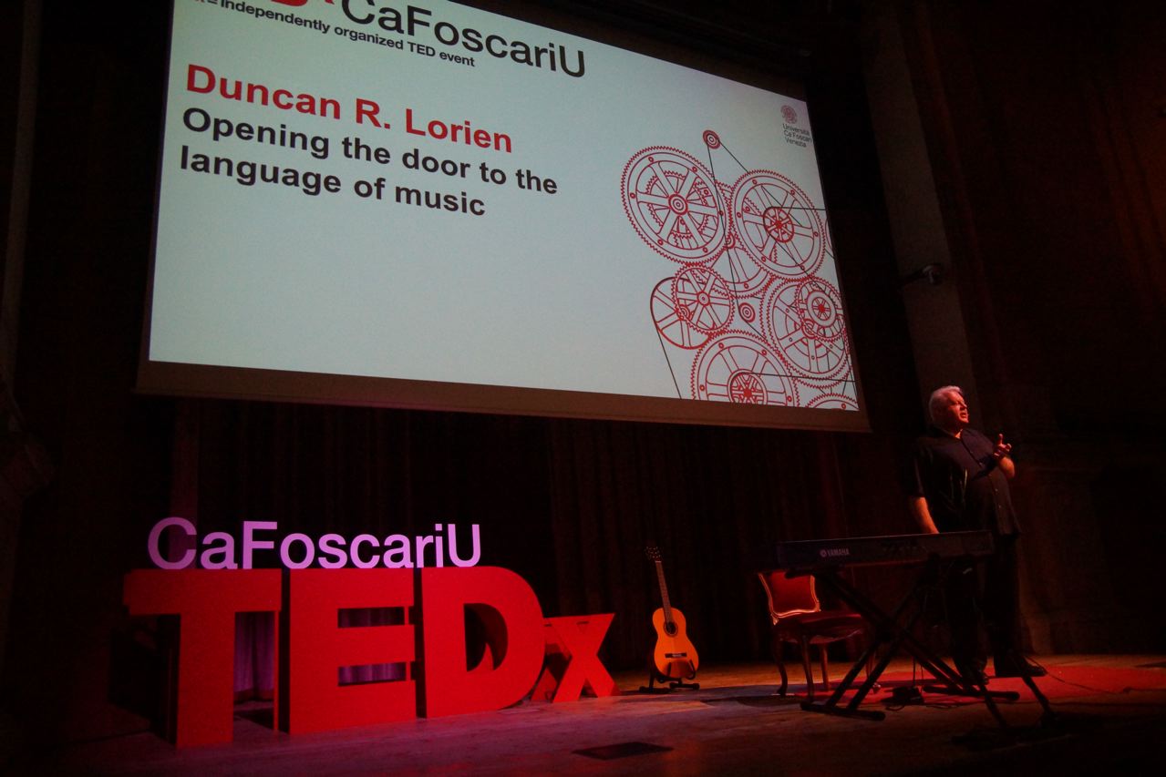 Duncan delivering the talk “Opening the door to the language of music” at the TEDx lectures in Italy